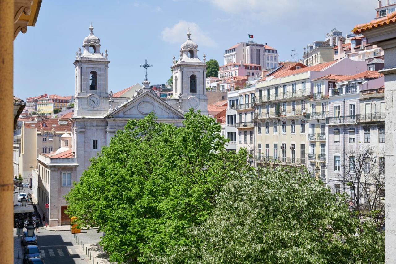 Sunny Pink Street Historical Apt, By Timecooler Lisboa Εξωτερικό φωτογραφία