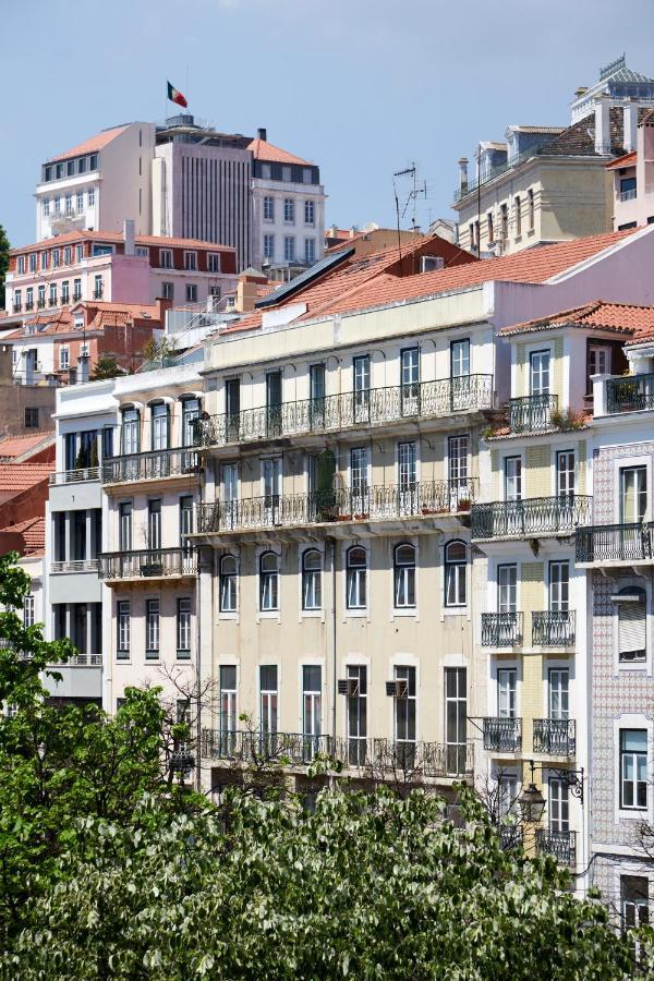 Sunny Pink Street Historical Apt, By Timecooler Lisboa Εξωτερικό φωτογραφία