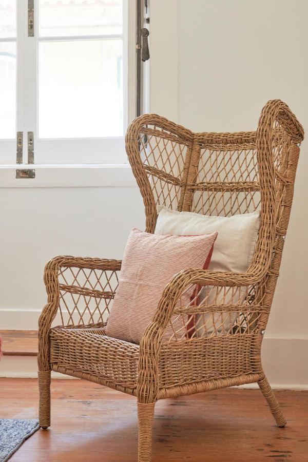 Sunny Pink Street Historical Apt, By Timecooler Lisboa Εξωτερικό φωτογραφία