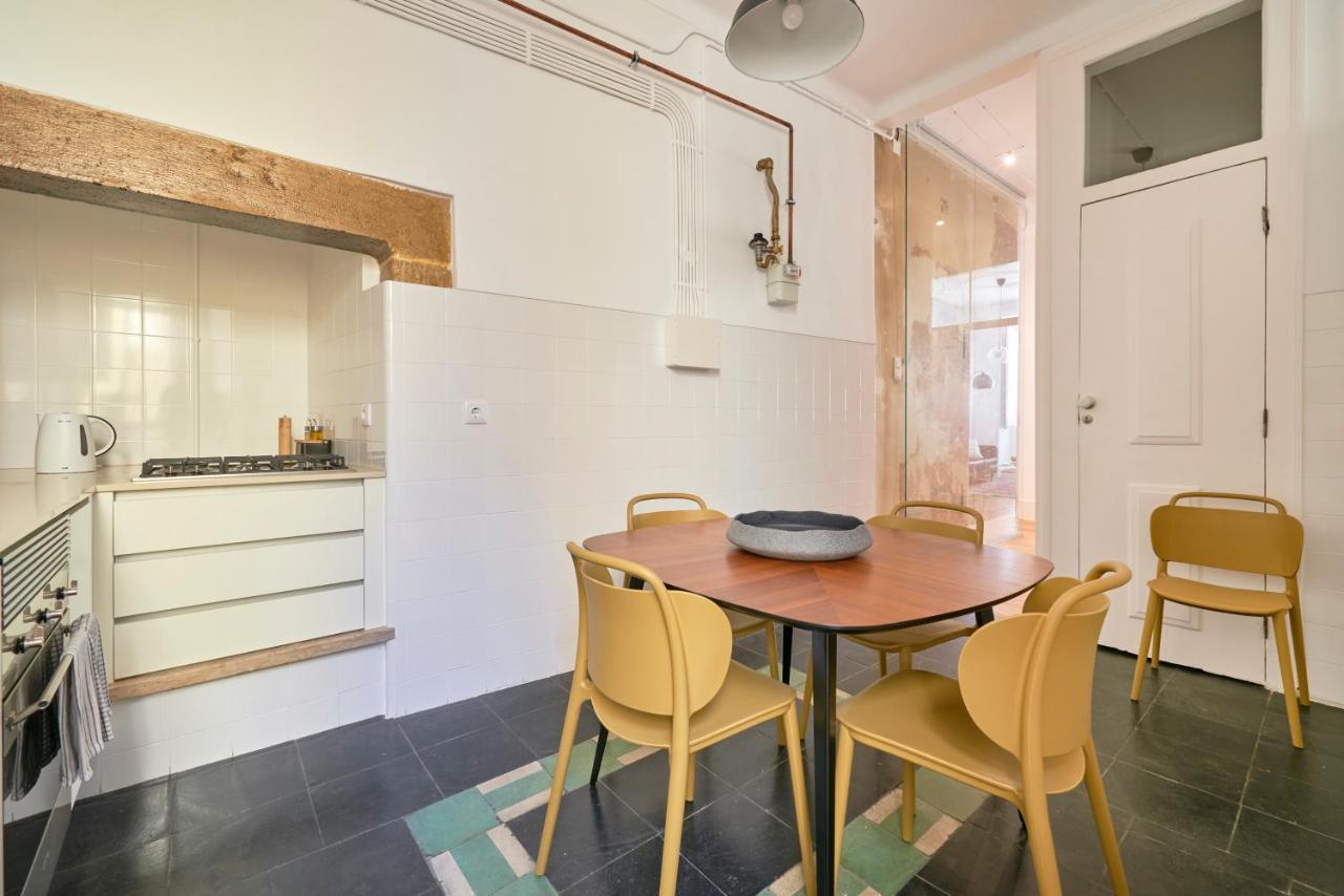 Sunny Pink Street Historical Apt, By Timecooler Lisboa Εξωτερικό φωτογραφία